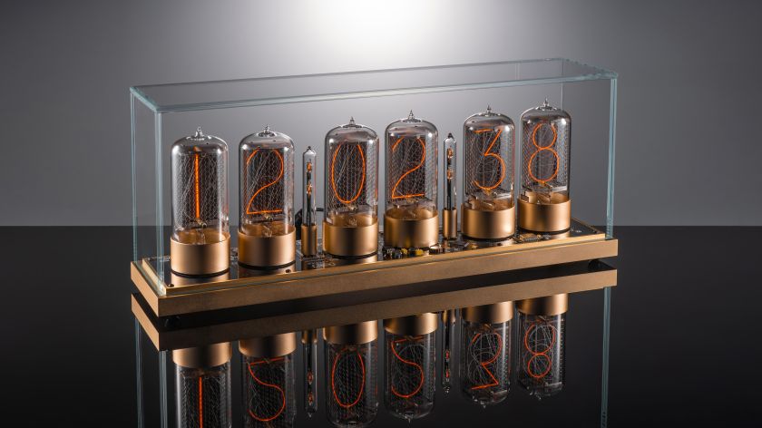 ZIN70 Nixie Tube Clock – Gold Case, Gold Bases & Clear Glass Dome | Millclock