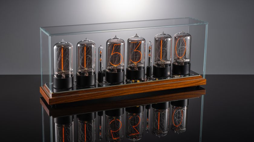 ZIN70 Nixie Tube Clock – Dark Walnut Base, Black Tube Bases & Clear Glass | Millclock