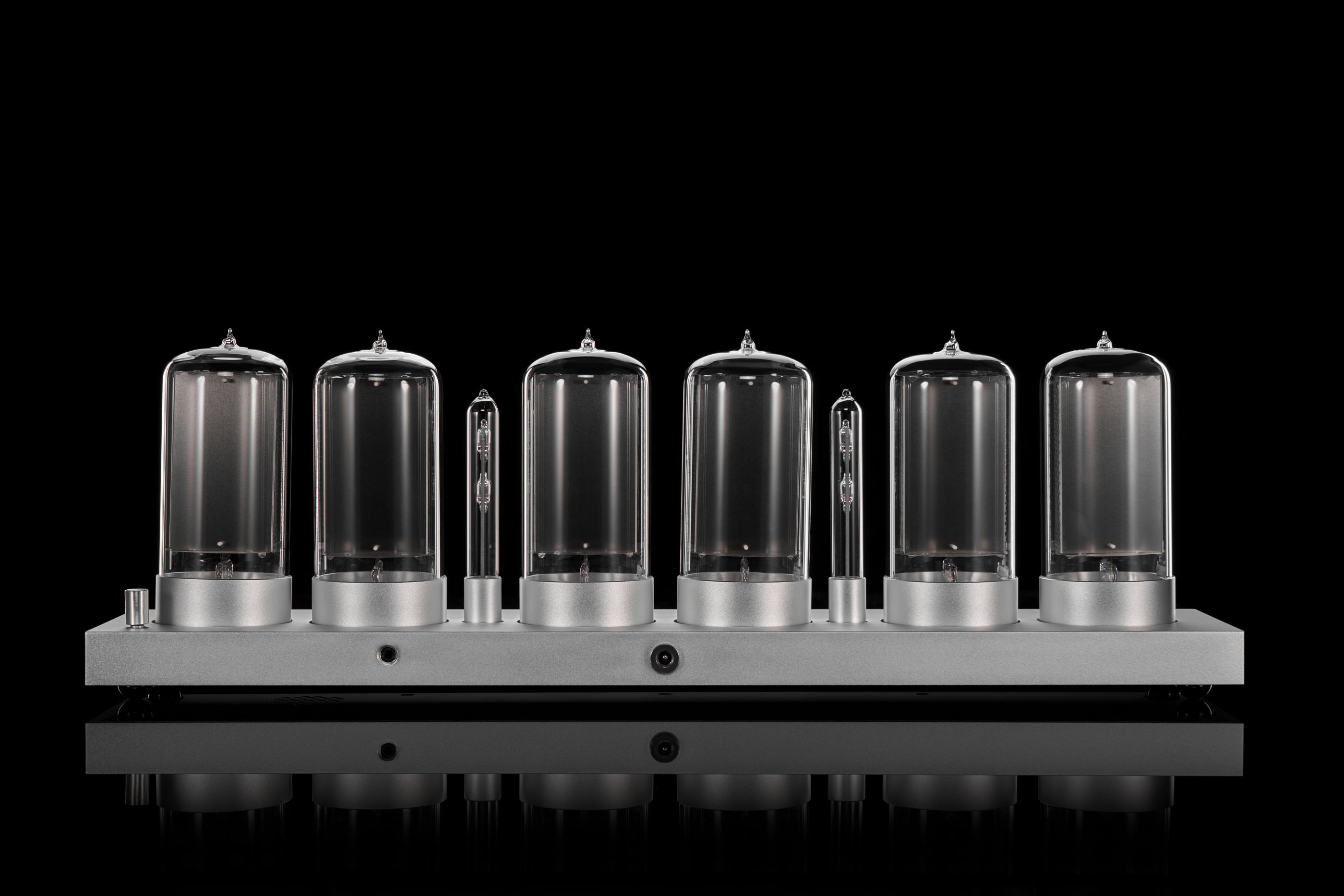 ZIN70 Nixie Tube Clock Silver Aluminium Case by Millclock