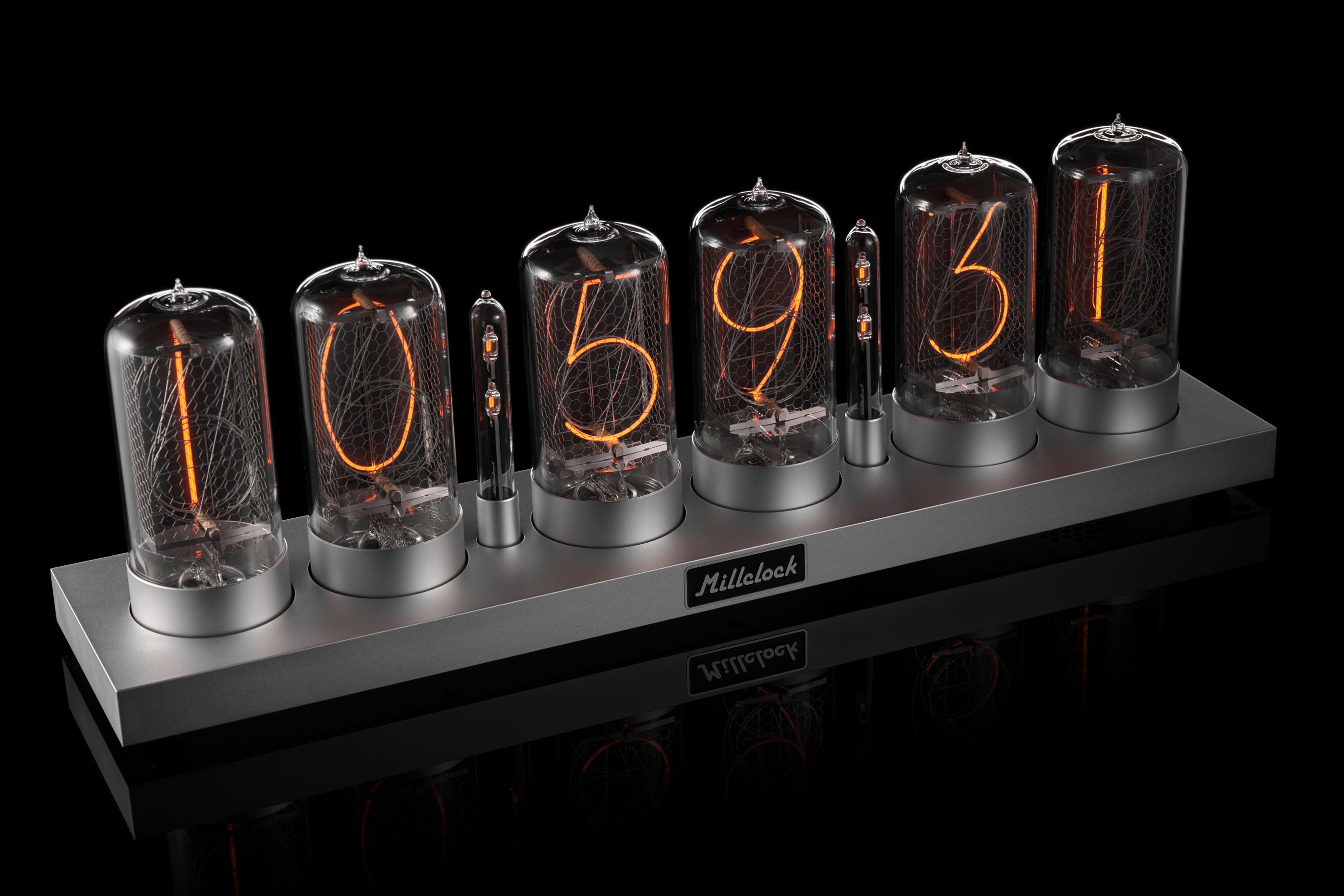 ZIN70 Nixie Tube Clock Silver Aluminium Case by Millclock