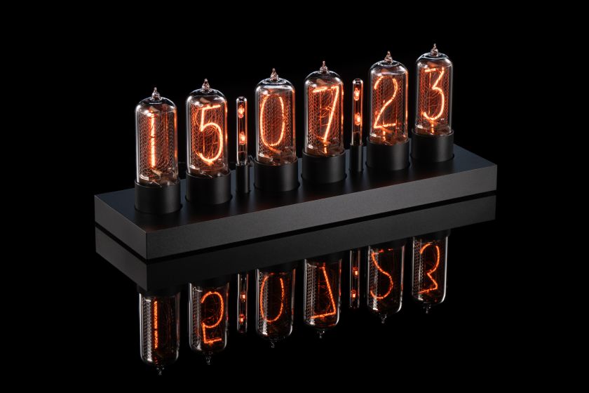 ZIN18 Nixie Tube Clock – Black Case & Black Tube Bases | Millclock