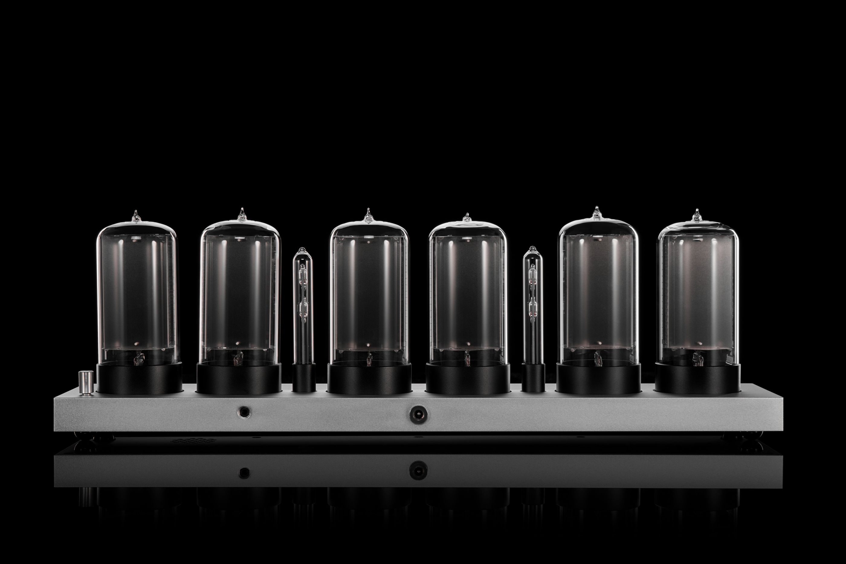 ZIN70 Nixie Tube Clock Silver Case with Black Bases | Millclock